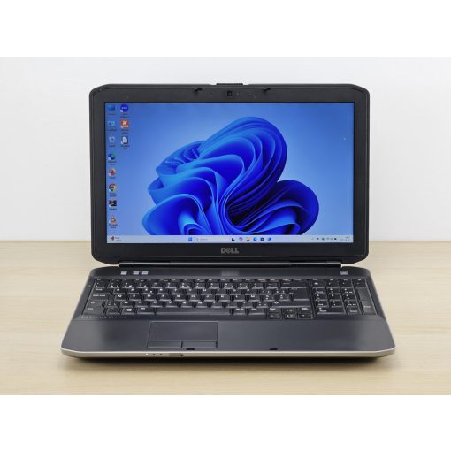 Dell Latitude Laptop E5530 / i5-3340M / 8GB RAM / 256GB SSD