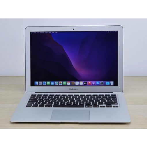 Apple MacBook Air 13 – i5, 8GB RAM, 128GB SSD, magyar billentyűzet