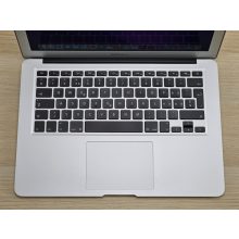 Apple MacBook Air 13 – i5, 8GB RAM, 128GB SSD, magyar billentyűzet