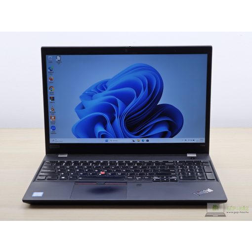 Lenovo ThinkPad T590 – i5-8265U, 8GB RAM, 256GB SSD