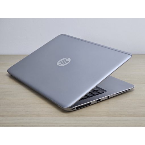 HP Elitebook Folio 1040 G3 / i5-6200U / 8GB RAM / 256GB SSD / Magyar billentyűzet