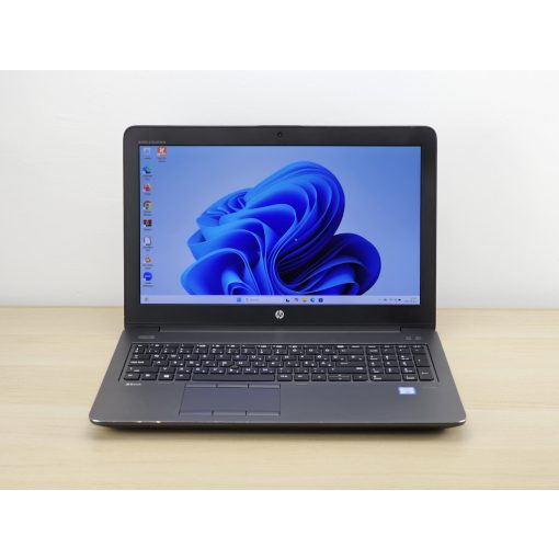 HP Zbook Studio Laptop 15 G3 + Nvidia / i7-6820HQ / 16GB RAM / 256GB SSD / Magyar billentyűzet