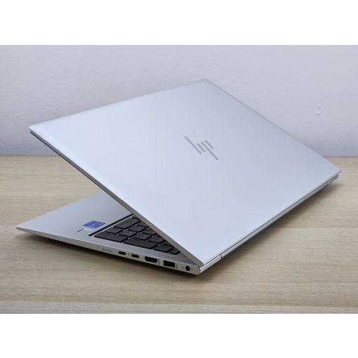 HP Elitebook 850 G8 / i7-1185G7 / 32GB RAM / 512GB SSD / Magyar Billentyűzet / V