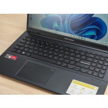 Asus VivoBook Go 15 Laptop / AMD Ryzen 3 / 8GB RAM / 512GB SSD / Magyar billentyűzet