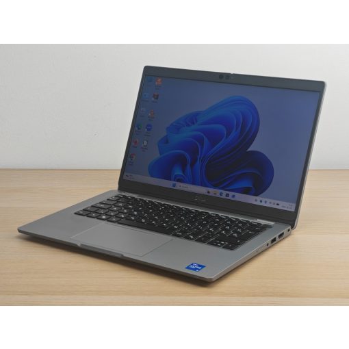 Dell Latitude 5320 Laptop + Iris / i5-1145G7 / 16GB RAM / 256GB SSD / FHD / Magyar billentyűzet