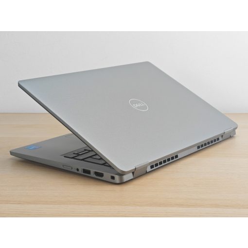 Dell Latitude 5320 Laptop + Iris / i5-1145G7 / 16GB RAM / 256GB SSD / FHD / Magyar billentyűzet