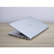 HP EliteBook X360 1030 G2 / i5-7200U / 8GB RAM / 256GB SSD / ÉRINTŐKÉPERNYŐS TABLET / Magyar billentyűzet