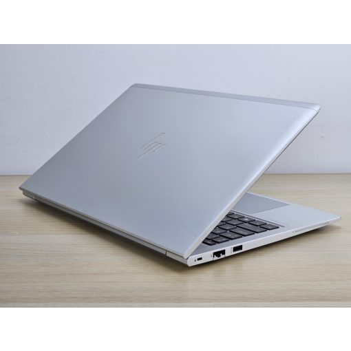 HP EliteBook 650 G10 Laptop / i5-1335U / 16GB RAM / 512GB SSD / Magyar billentyűzet