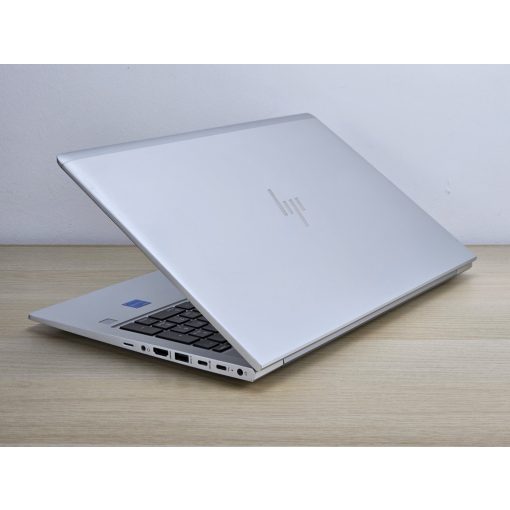 HP EliteBook 650 G10 Laptop / i5-1335U / 16GB RAM / 512GB SSD / Magyar billentyűzet