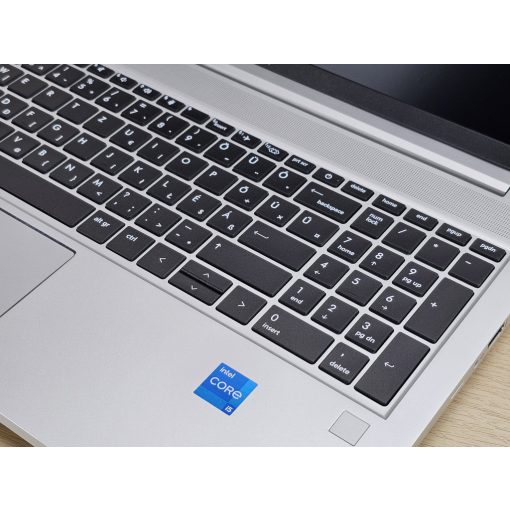 HP EliteBook 650 G10 Laptop / i5-1335U / 16GB RAM / 512GB SSD / Magyar billentyűzet