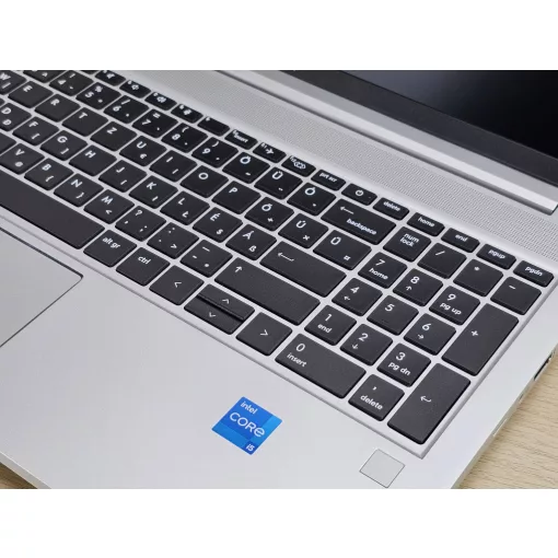 HP EliteBook 650 G10 Laptop / i5-1335U / 16GB RAM / 512GB SSD / Magyar billentyűzet