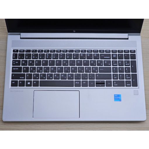 HP EliteBook 650 G10 Laptop / i5-1335U / 16GB RAM / 512GB SSD / Magyar billentyűzet