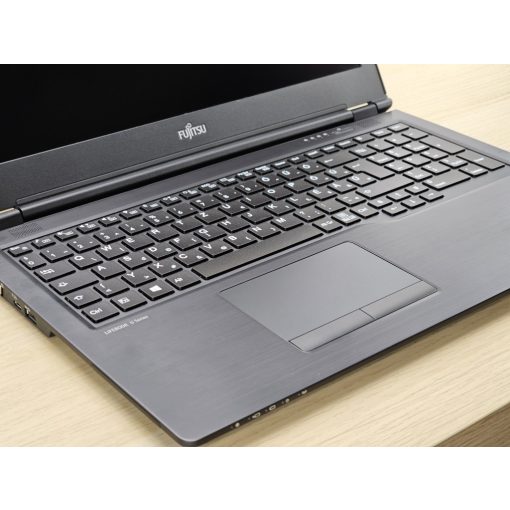 Fujitsu LifeBook U759 - i3-8145U / 8GB RAM / 256GB SSD