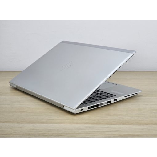 HP EliteBook 745 G6 Laptop + AMD Radeon Vega 8 / AMD Ryzen 5 PRO / 16GB RAM / 512GB SSD / Magyar billentyűzet