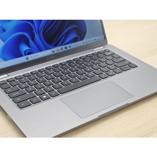 Dell Latitude 5420 Laptop + Iris XE / i5-1145G7 / 8GB RAM / 256GB SSD / Érintőképernyős