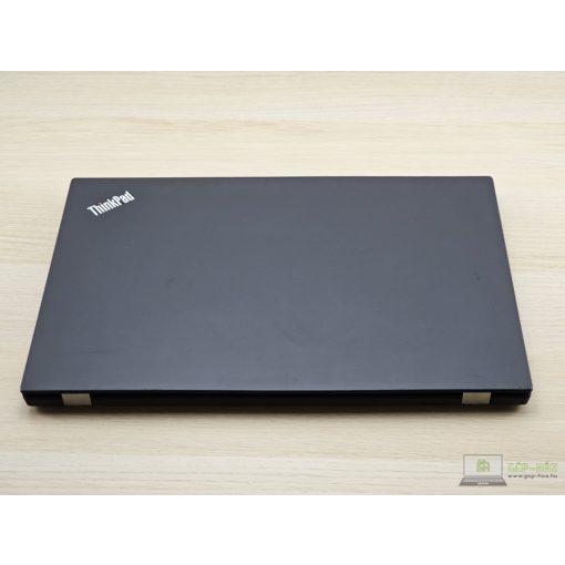 Lenovo ThinkPad T590 – i5-8265U, 16GB RAM, 256GB SSD