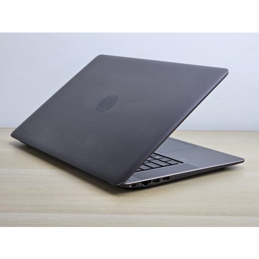 HP Zbook Studio 15 G3 Laptop + Nvidia / i7-6700HQ / 8GB RAM / 256GB SSD