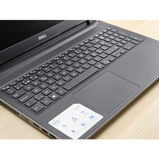 Dell Vostro 15 3568 / I3-7100U / 8GB RAM / 128GB SSD SZH