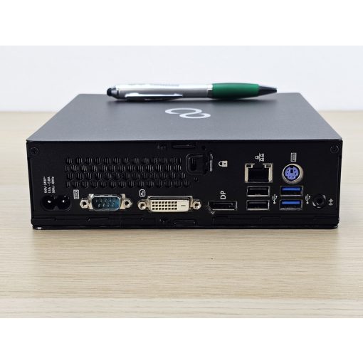 Fujitsu ESPRIMO Q556/2 mini pc / i5-7500T / 16GB RAM / 256GB SSD