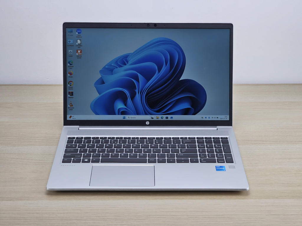 HP ProBook 450 G8 Laptop / i3 -1115G4 / 8GB RAM / 256GB SSD