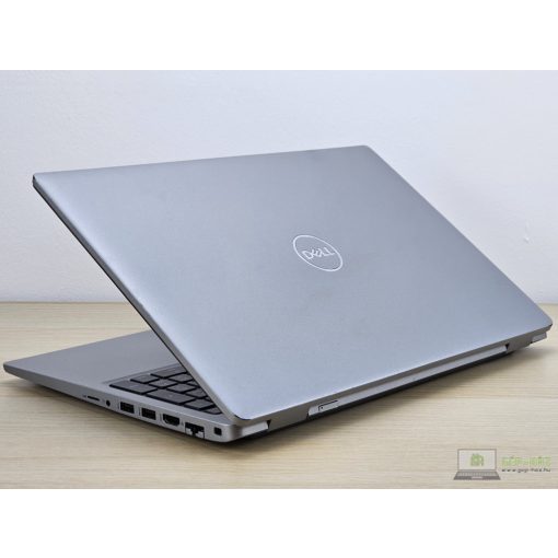 Dell Latitude 5520 + Iris XE / i5-1145G7 / 16GB RAM / 256GB SSD / Érintőképernyős 