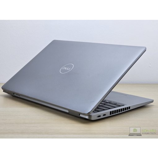 Dell Latitude 5520 + Iris XE / i5-1145G7 / 16GB RAM / 256GB SSD / Érintőképernyős 