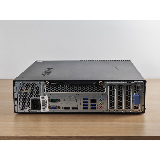 Lenovo ThinkCentre M900 SFF PC / i5-6500 / 8GB RAM / 256GB SSD