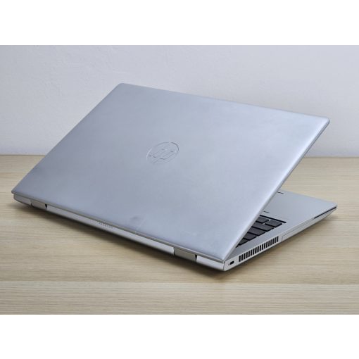 HP ProBook 650 G5 – i5-8265U, 8GB RAM, 256GB SSD üzleti laptop