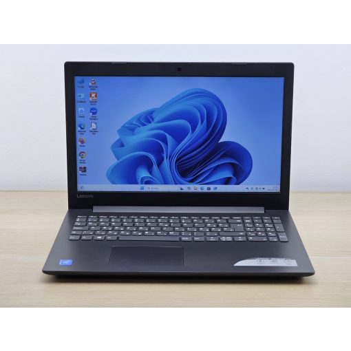 Lenovo Ideapad 320 használt laptop, Celeron N3350, 8GB RAM, 128GB SSD, magyar billentyűzet