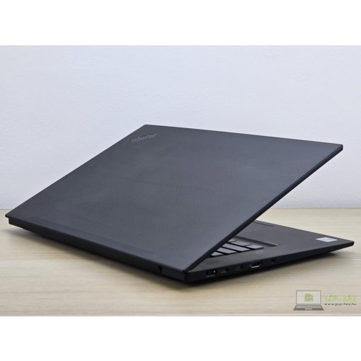 Lenovo ThinkPad P1 Gen 3 4K érintőképernyős + Nvidia