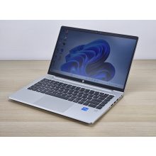HP Probook 440 G8 Laptop + Iris / i5-1135G7 / 16GB RAM / 256GB SSD