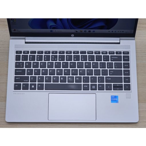 HP Probook 440 G8 Laptop + Iris / i5-1135G7 / 16GB RAM / 256GB SSD
