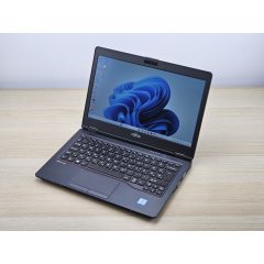 Használt Fujitsu LifeBook U727 laptop, i3-7100U, 16GB RAM, 256GB SSD, magyar billentyűzet
