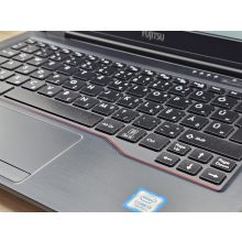 Használt Fujitsu LifeBook U727 laptop, i3-7100U, 16GB RAM, 256GB SSD, magyar billentyűzet