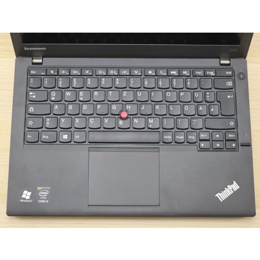 Lenovo ThinkPad X240 – i5-4210U, 8GB RAM, 128GB SSD