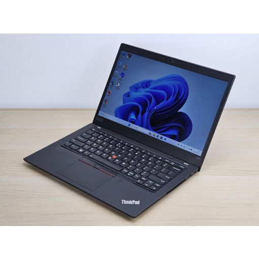 Lenovo ThinkPad Laptop X13 / i5-10310U / 16GB RAM / 256GB SSD