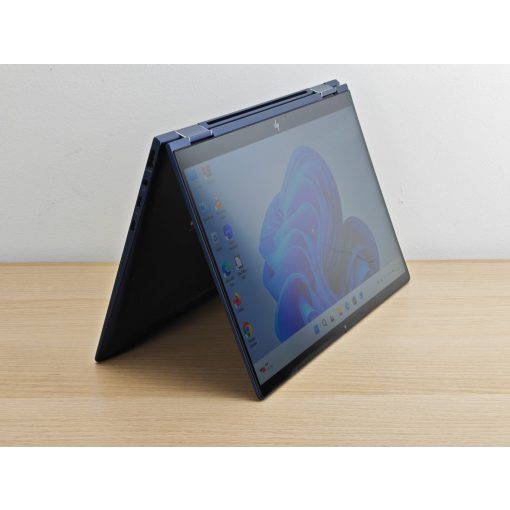HP Elite Dragonfly 2in1 Tablet laptop / i7-8565U / 16GB RAM / 512GB SSD / Érintőképernyős / Magyar billentyűzet