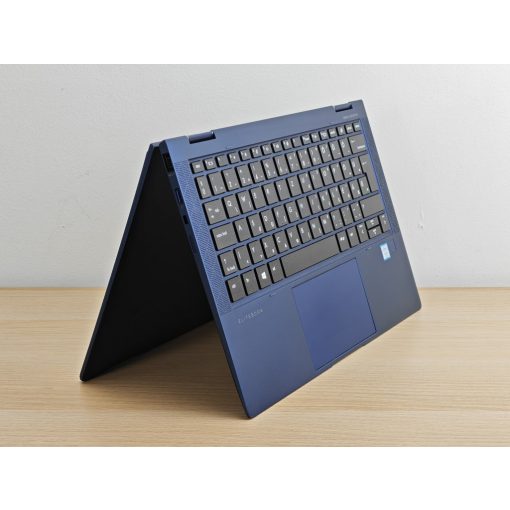 HP Elite Dragonfly 2in1 Tablet laptop / i7-8565U / 16GB RAM / 512GB SSD / Érintőképernyős / Magyar billentyűzet