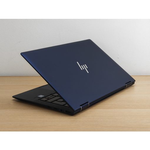HP Elite Dragonfly 2in1 Tablet laptop / i7-8565U / 16GB RAM / 512GB SSD / Érintőképernyős / Magyar billentyűzet