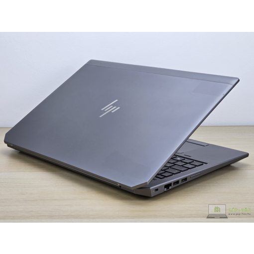 HP Zbook 15 G5 4K Laptop + Nvidia / i7-8850H / 32GB RAM / 256GB SSD / Érintőképernyős 