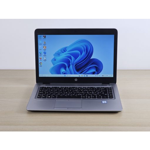 HP Elitebook 840 G3 / i5-6300U / 8GB RAM / 256GB SSD / Magyar billentyűzet