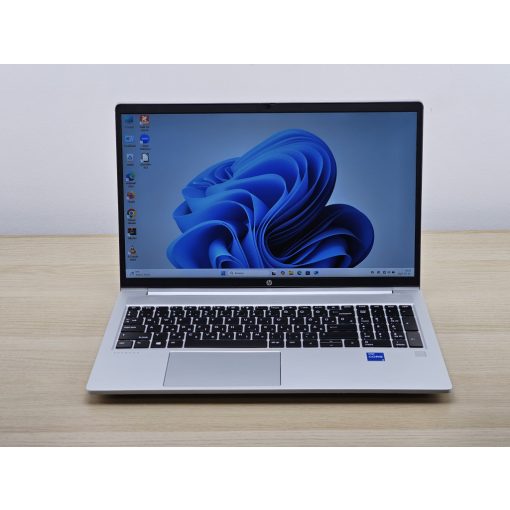 HP ProBook 650 G8 / i5-1135G7 / 16GB RAM / 256GB SSD / Magyar billentyűzet