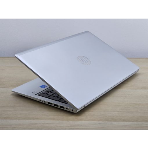 HP ProBook 650 G8 / i5-1135G7 / 16GB RAM / 256GB SSD / Magyar billentyűzet