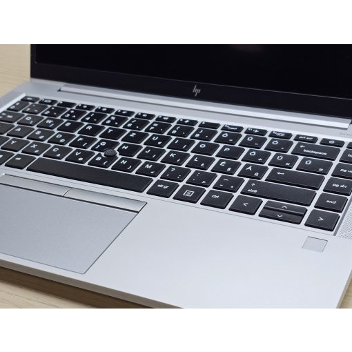 HP EliteBook 840 G8 / i5-1145G7 / 16GB RAM / 512GB SSD / Érintőképernyős / Magyar billentyűzet