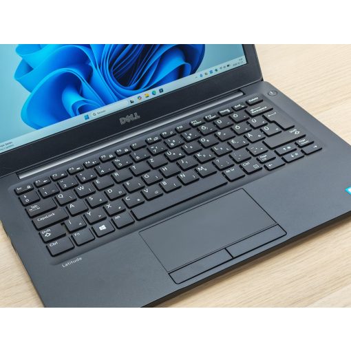 Dell Latitude 7280 Laptop / i5-6300U / 8GB RAM / 256GB SSD / Magyar billentyűzet