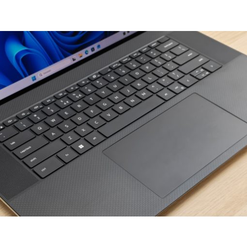 Dell XPS 17 9720 4K Laptop + Nvidia / i7-12700H / 32GB RAM / 1TB SSD / Érintőképernyős