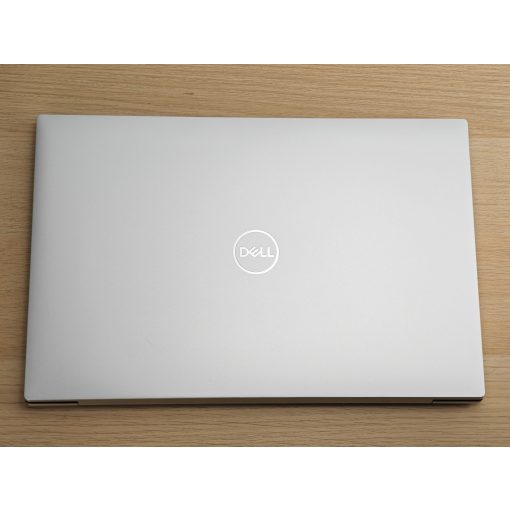 Dell XPS 17 9720 4K Laptop + Nvidia / i7-12700H / 32GB RAM / 1TB SSD / Érintőképernyős