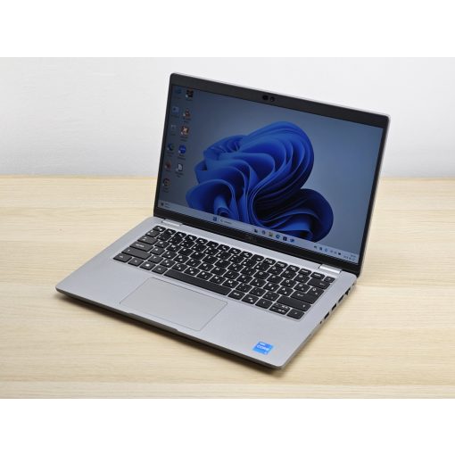 Dell Latitude 5420 + Iris XE / i5-1145G7 / 16GB RAM / 256GB SSD / Magyar billentyűzet