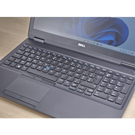Dell Latitude 5580 / i5-7300U / 8GB RAM / 256GB SSD Laptop