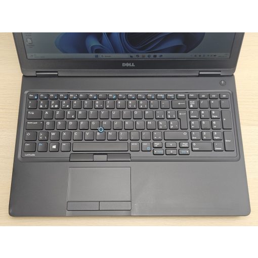 Dell Latitude 5580 / i5-7300U / 8GB RAM / 256GB SSD Laptop